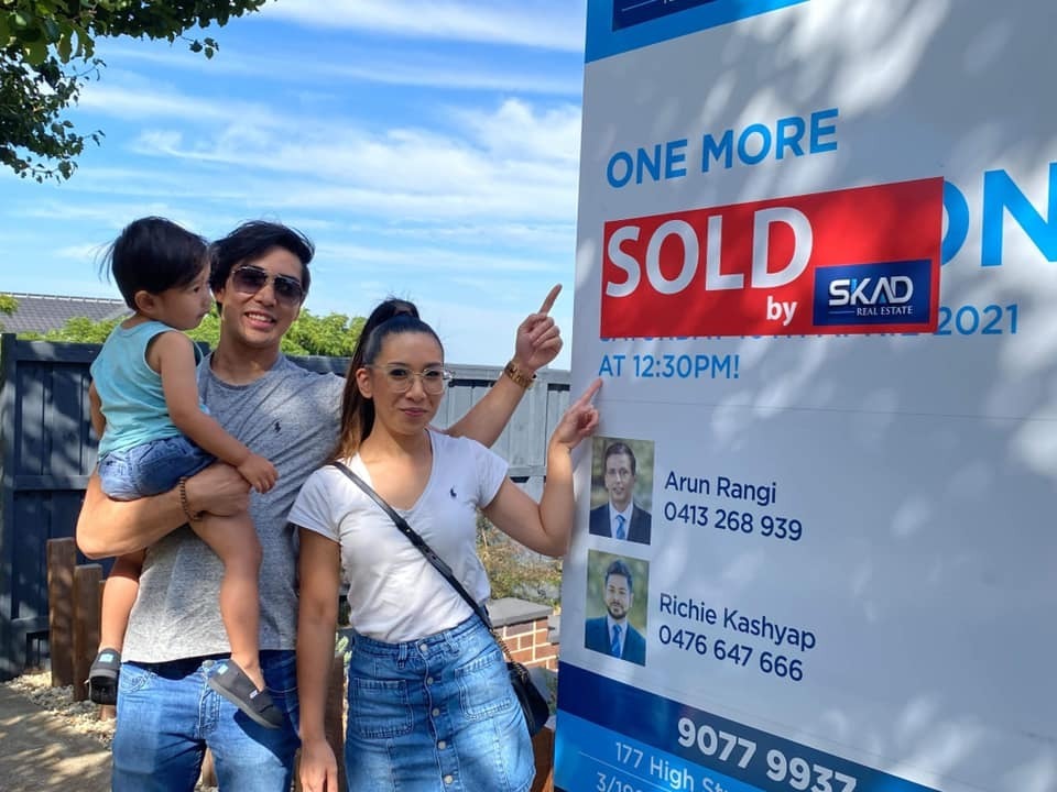 Should I sell my house now or wait? 2022