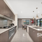10 Elsham Grove, TRUGANINA, VIC 3029 AUS