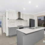 57 Bunting Crescent, KALKALLO, VIC 3064 AUS