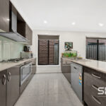 15 Weston Street, MICKLEHAM, VIC 3064 AUS