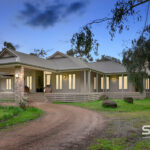 200 Summit Drive, MICKLEHAM, VIC 3064 AUS