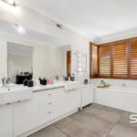 31 Dalmeny Way, MERNDA, VIC 3754 AUS