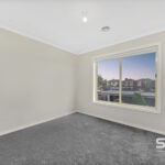 6 Parer Way, ROXBURGH PARK, VIC 3064 AUS