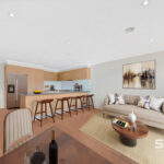 6 Parer Way, ROXBURGH PARK, VIC 3064 AUS