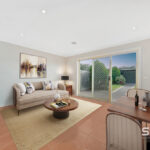 6 Parer Way, ROXBURGH PARK, VIC 3064 AUS