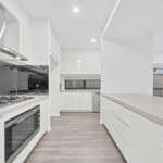 FRASER RISE, VIC 3336 AUS