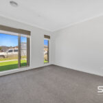 5 Sedate Drive, ROCKBANK, VIC 3335 AUS