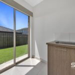 5 Sedate Drive, ROCKBANK, VIC 3335 AUS