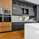 4 Nesting Vista, CRAIGIEBURN, VIC 3064 AUS