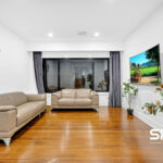 4 Nesting Vista, CRAIGIEBURN, VIC 3064 AUS