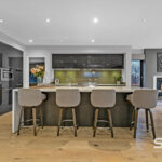 14 Asbury Street, CRAIGIEBURN, VIC 3064 AUS