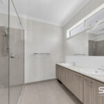 24 Bellinger Circuit, CRAIGIEBURN, VIC 3064 AUS